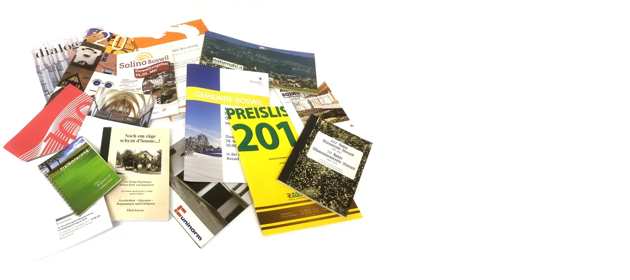 Prospekte und Broschüren